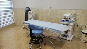 کلینیک زیبایی دکتر آزاده مسعودی نژاد 5