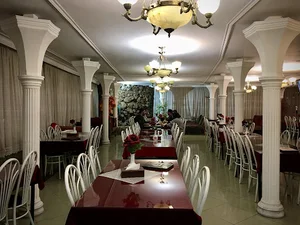 رستوران نمونه