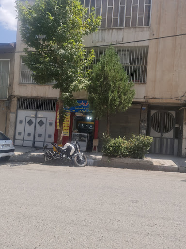 مرغ فروشی بهار