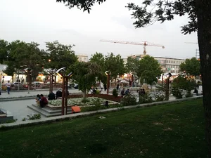 پارک استقلال