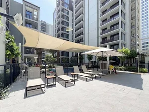 Free housekeeping visits during your stay - Modern 1 Bedroom in Dubai Creek Harbour that Sleeps 2
