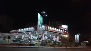 جایگاه سوخت چهارراه پارامونت