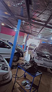 تعمیرگاه تخصصی کار ۲۰ 5
