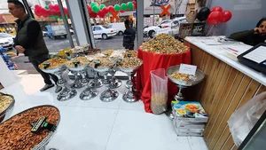 شیرینی سرای نامدار یزدی