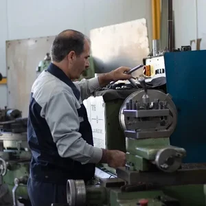 شرکت آذران پیستون(Azaran Piston company)