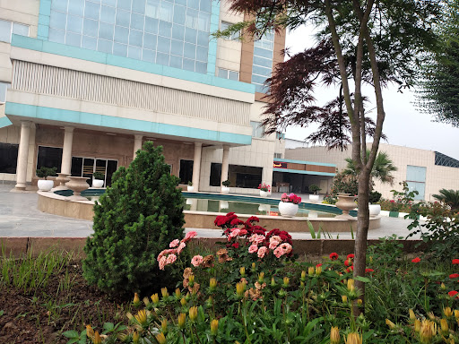 Shahid Fakouri Hospital
