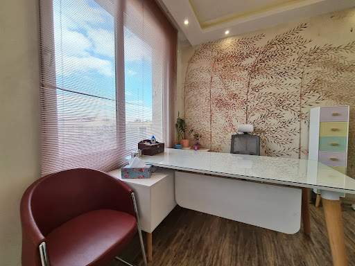 مطب زیبایی دکتر سپیده صوابی