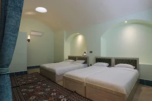 Delkhash Guesthouse اقامتگاه بومگردی دلخش