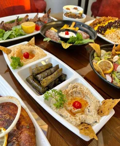 رستوران رویال گلکسی