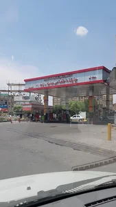پمپ بنزین کارگر