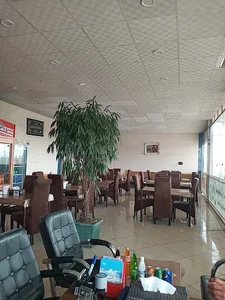 مجموعه رستوران، تالار عروسی،سالن پذیرای هستی