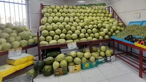 بازارچه میوه و تره بار برکت (شهرداری قزوین)