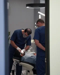 کلینیک دندانپزشکی دکتر قانع