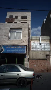 دوزندگی اتومبیل خانی