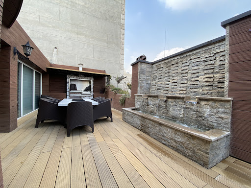 Iran Roof Garden ایران روف گاردن