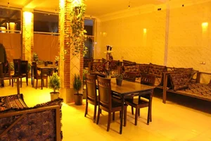 کافه کباب خاندایی