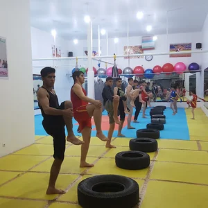 باشگاە نشاط