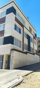 ساختمان باجناق ها