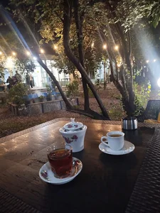 رستوران عمارت خان