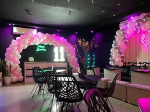 کافه لاون روف