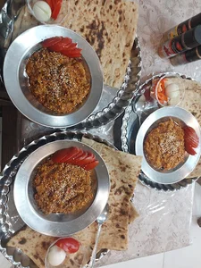 دیزی سرای نیمروز
