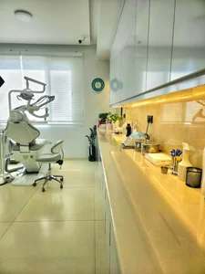 مطب دندانپزشکی دکتر زکیه محمدیان - دکتر نگین راحتی 3