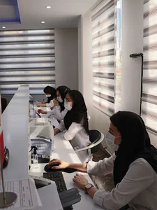 ازمایشگاه دکتر نظری