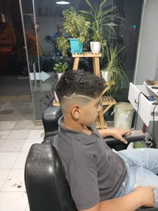 پیرایش مردانه موتک 4