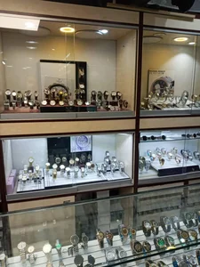 گالری ساعت حسینی 3