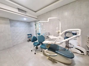 کلینیک دندانپزشکی جی