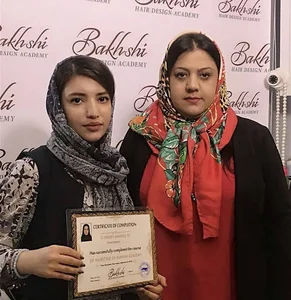 سالن زیبایی رستا