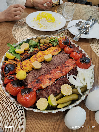 رستوران کارمیشین