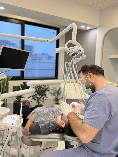 مطب دندانپزشکی دکتر استبصاری