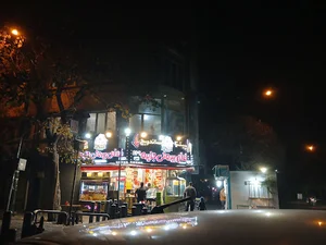 فلافل بیروتی جزیره
