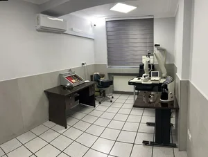 دکتر علیرضا اصلانی متخصص چشم پزشکی