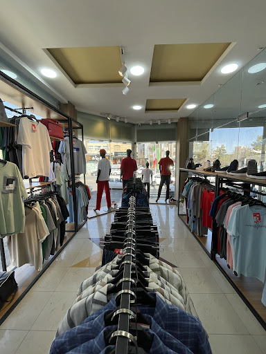 holiday فروشگاه لباس تعطیلات