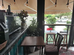 کافه دی (اسی)