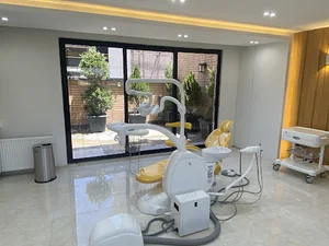 مطب دندانپزشکی دکتر مینا صادقی