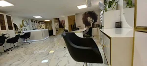 سالن زیبایی شاپرک ستارخان shaparak beauty salon