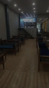کافه و قلیان سرای مادو