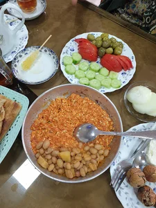 صبحانه حقی