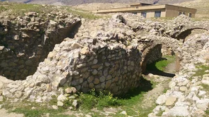 قلعه‌ی ساسانی هزاردرب