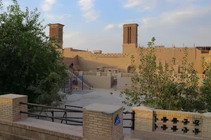 بوستان شاه ابوالقاسم