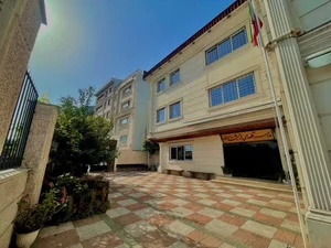 دبستان هوشمند پسرانه علم آفرین 4
