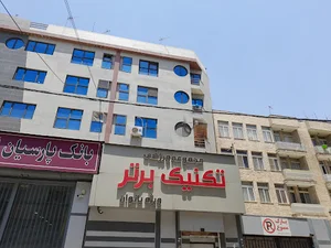 باشگاه بدنسازی بانوان تکنیک برتر