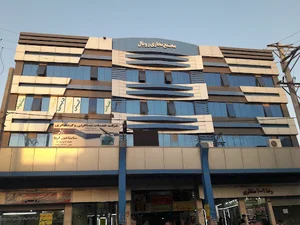 مجتمع تجاری رویال