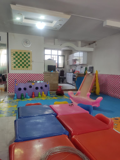 مهد کودک و پیش دبستانی لیلیوم