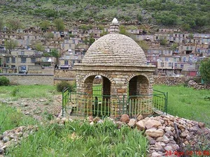 آرامگاه ملاحسن دزلي