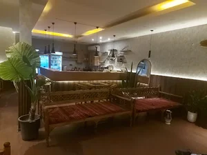 Custom café کافی شاپ کاستوم