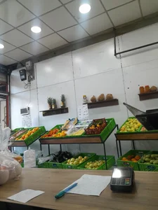 میوه فروشی دادستانی 2